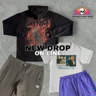 NEW DROP ON-LINE⚠️ 50+ nových vintage & streetwear kousků právě přistálo na e-shopu⚡️ Mrkni na novinky na následující...